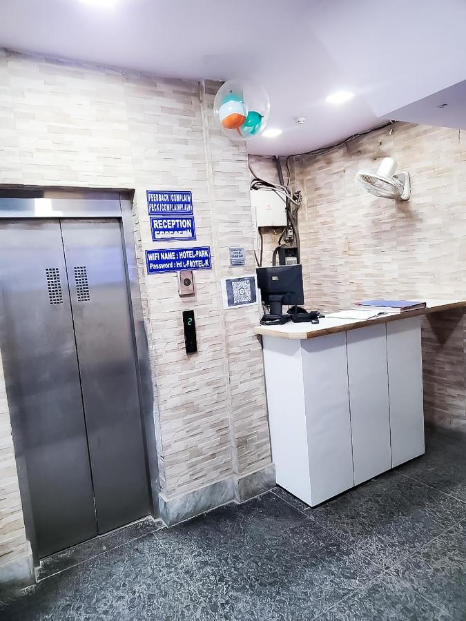 Roomshala 122 Hotel Park View - Near Adarsh Nagar New Delhi Buitenkant foto